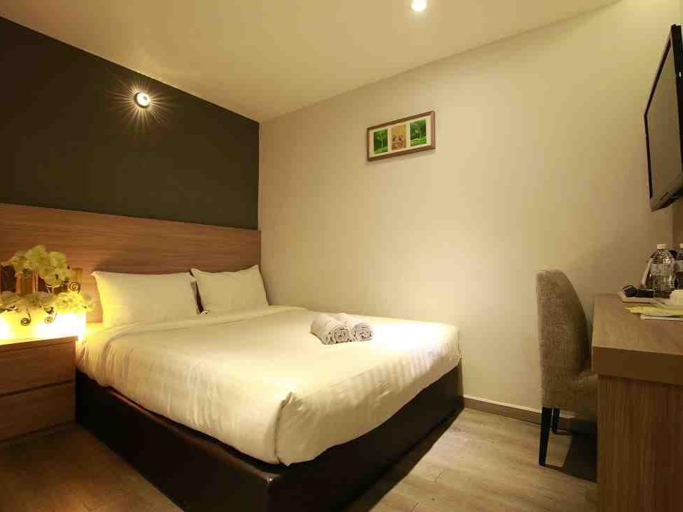 Hotel 99 Pusat Bandar ปูชอง ภายนอก รูปภาพ
