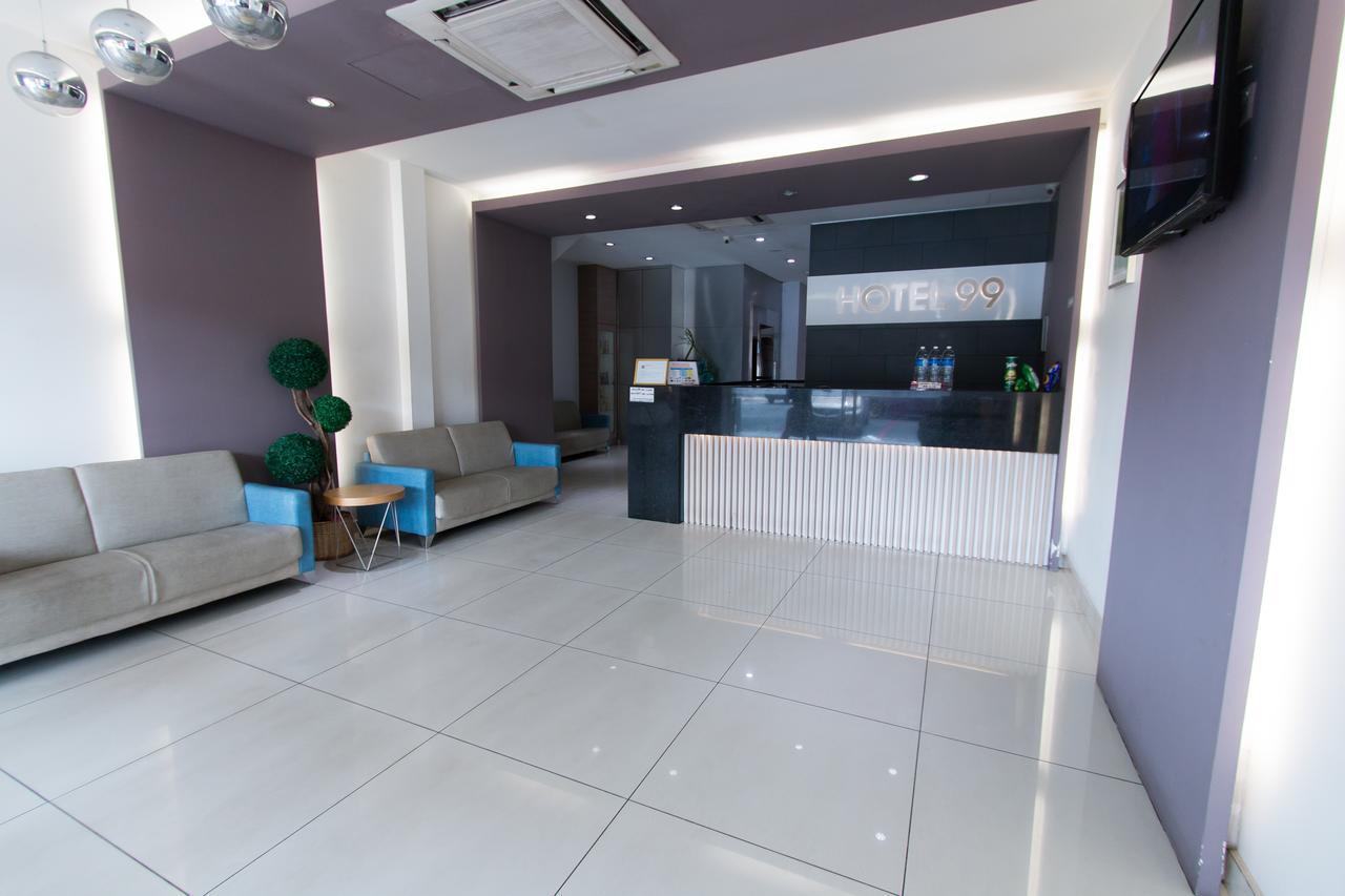 Hotel 99 Pusat Bandar ปูชอง ภายนอก รูปภาพ