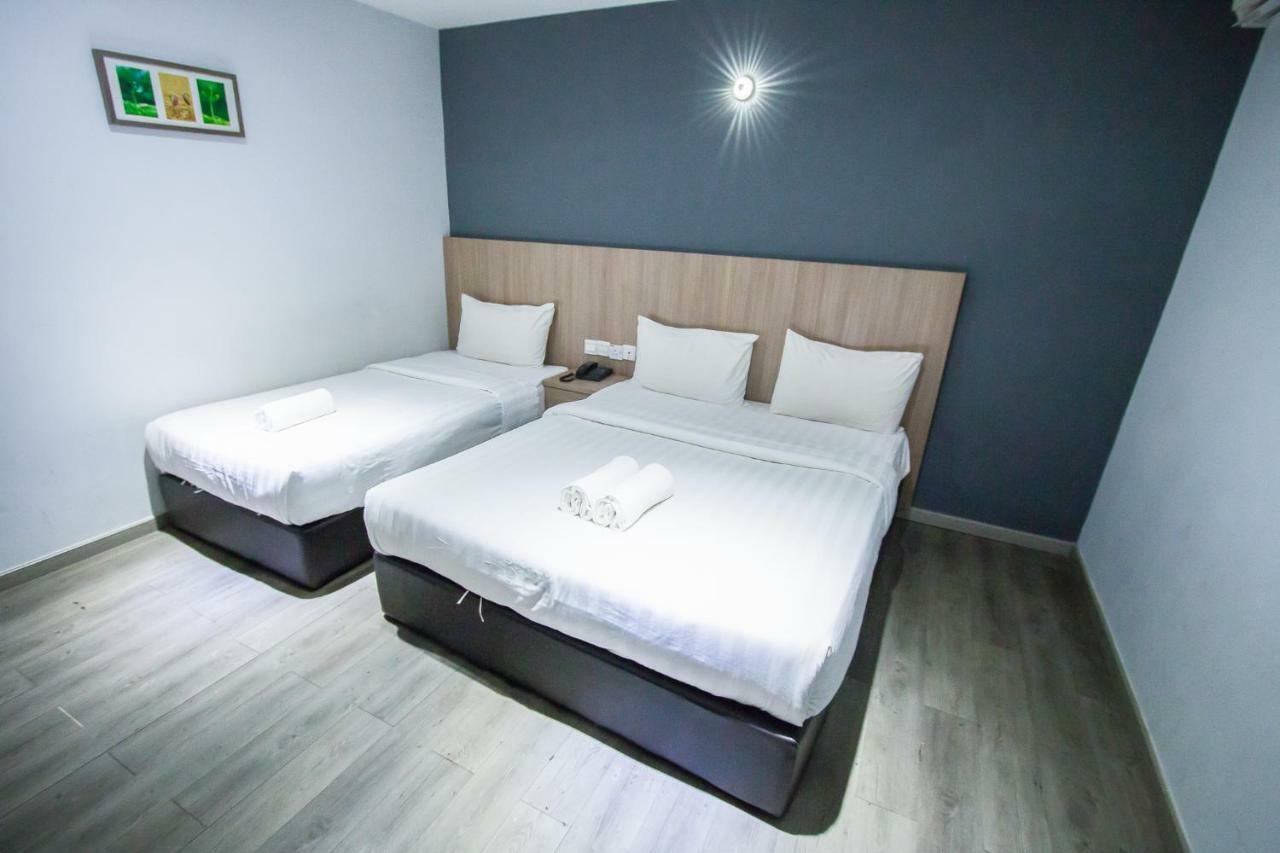 Hotel 99 Pusat Bandar ปูชอง ภายนอก รูปภาพ
